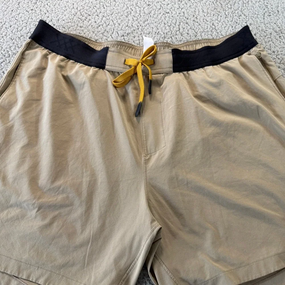 Rhone Mako Athletic Training Shorts Mens XL Tan Khaki 5.5‎ Inch Inseam 101719